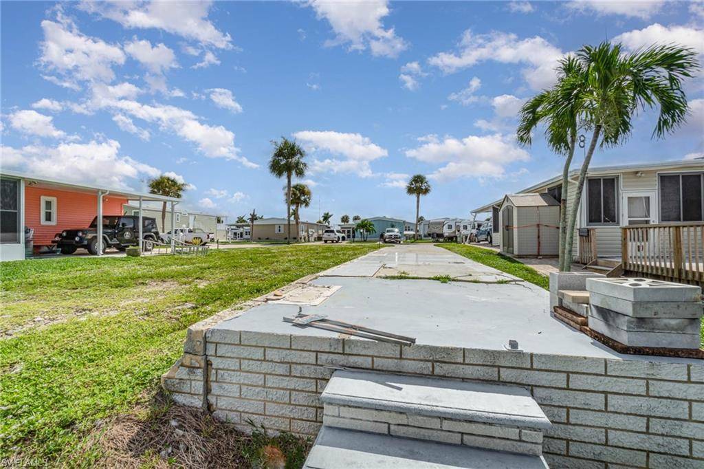Fort Myers Beach, FL 33931,17750 Peppard DR