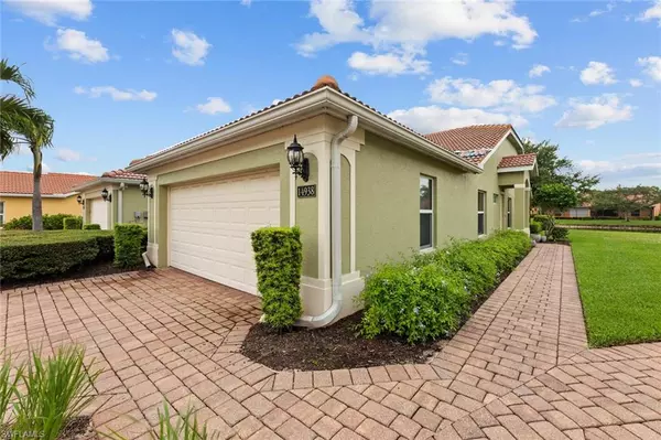 Naples, FL 34120,14938 Volterra CT