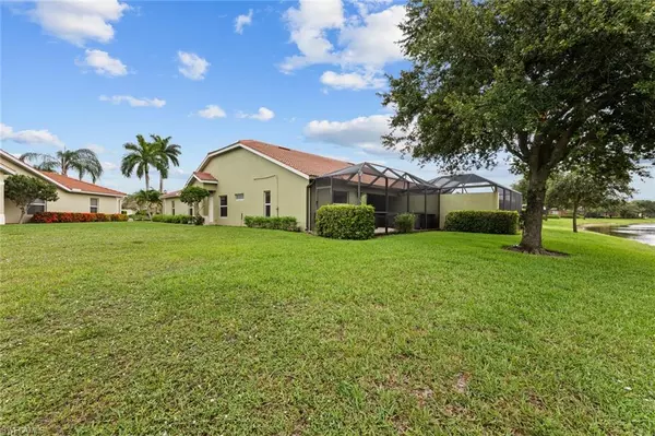 Naples, FL 34120,14938 Volterra CT