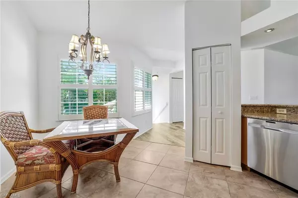 Naples, FL 34109,6914 Satinleaf RD N #202