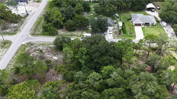 Lehigh Acres, FL 33972,1421 Michael AVE