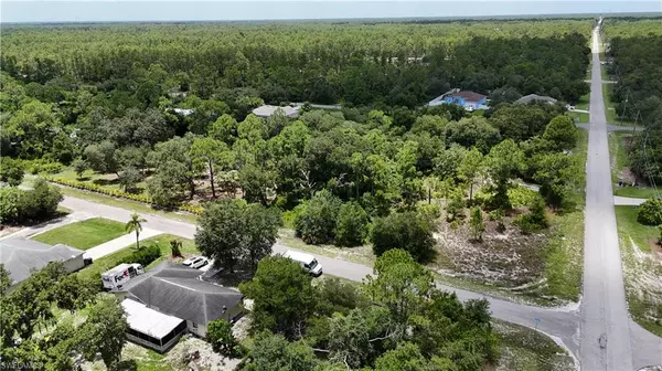 Lehigh Acres, FL 33972,1421 Michael AVE