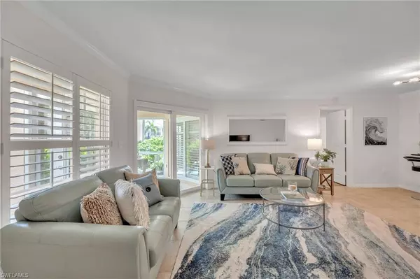 Naples, FL 34108,5633 Turtle Bay DR #37