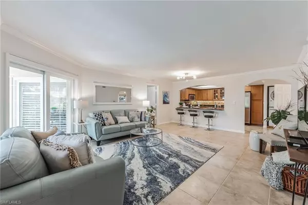 Naples, FL 34108,5633 Turtle Bay DR #37