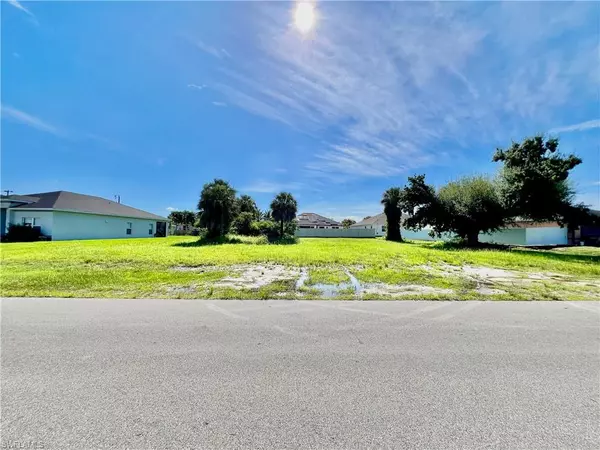 299 NW 2nd AVE, Cape Coral, FL 33993