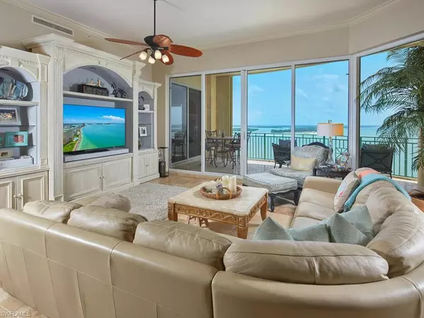 Marco Island, FL 34145,970 Cape Marco DR #1902