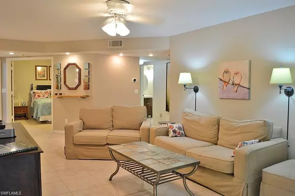 Naples, FL 34104,191 Bennington DR #12-6