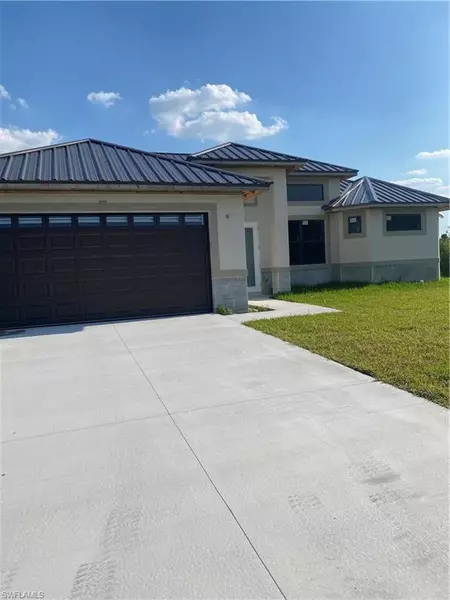 3303 W 3303.  16th ST, Lehigh Acres, FL 33971