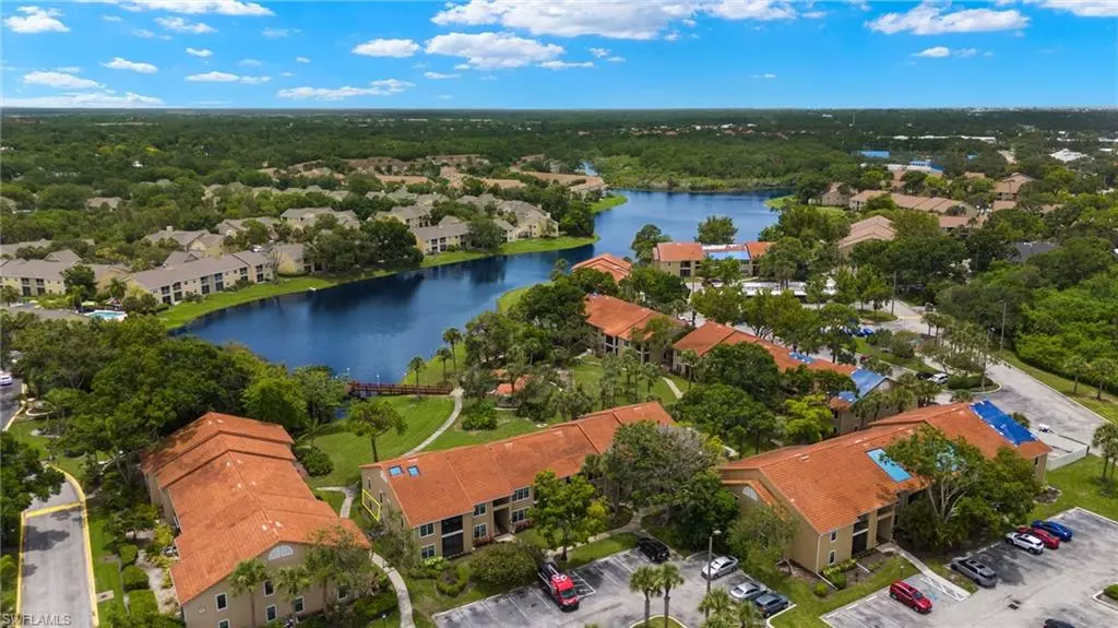 4005 Crockers Lake BLVD #12, Sarasota, FL 34238