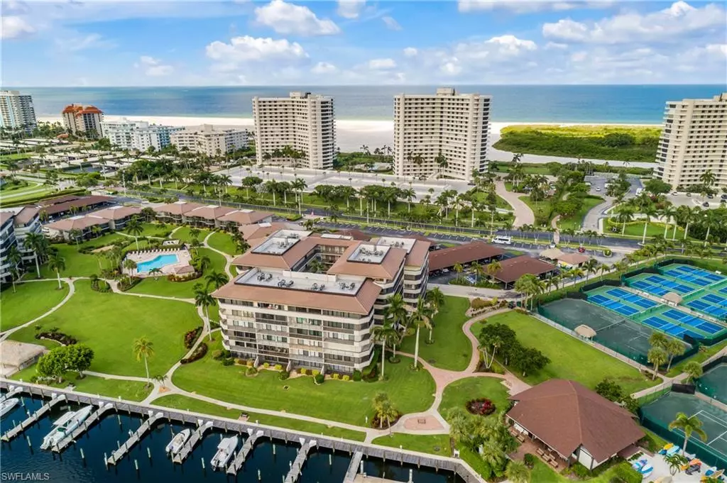 Marco Island, FL 34145,601 Seaview CT #C102