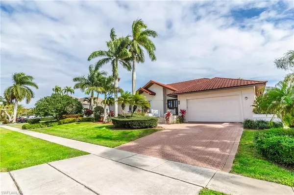 Marco Island, FL 34145,528 Tigertail CT