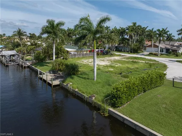 Cape Coral, FL 33904,846 Montclaire CT