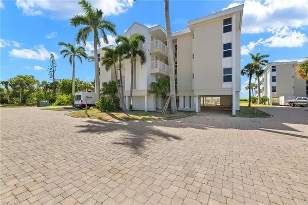 Sanibel, FL 33957,635 E Gulf DR #C301