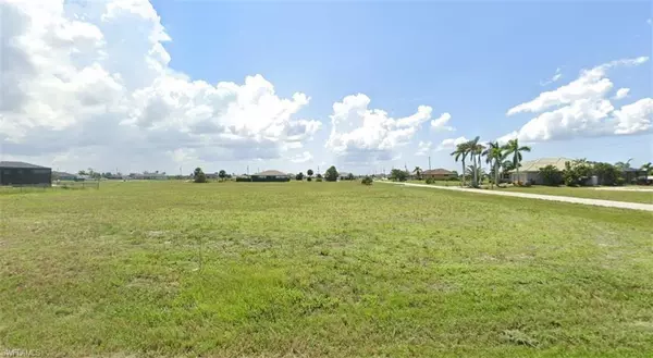 Cape Coral, FL 33993,4212 NW 39th ST