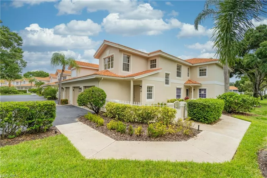 2456 Orchid Bay DR #I204, Naples, FL 34109