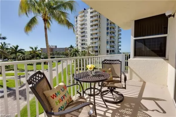 Fort Myers Beach, FL 33931,7330 Estero BLVD #208