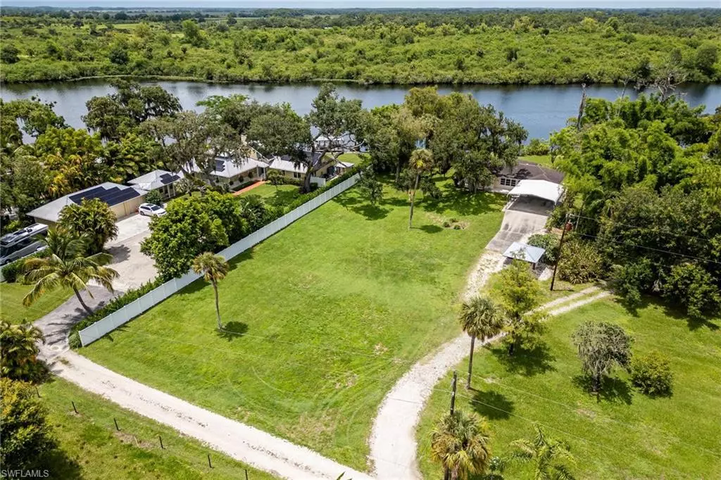 Labelle, FL 33935,2030 Fort Denaud RD