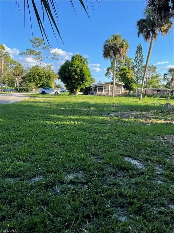 Bonita Springs, FL 34135,27600 Pierce AVE