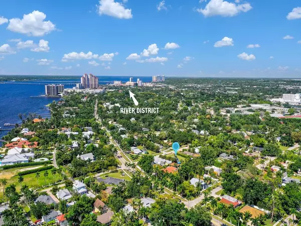 1428 Poinciana AVE,  Fort Myers,  FL 33901
