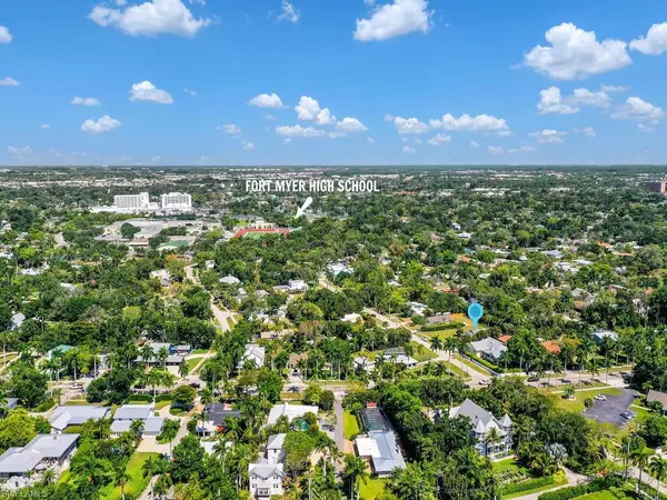 Fort Myers, FL 33901,1428 Poinciana AVE