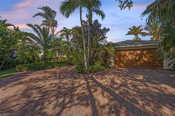 Naples, FL 34102,1303 Wahoo CT