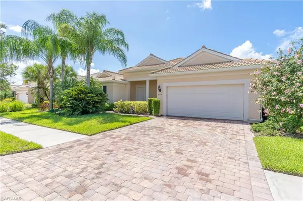 Naples, FL 34114,8534 Karina CT