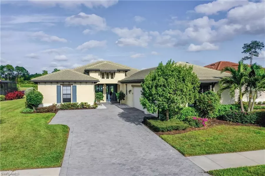 2175 Antigua LN, Naples, FL 34120