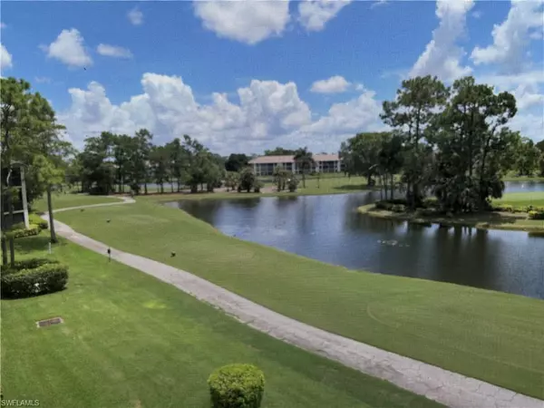 Naples, FL 34104,221 Fox Glen DR #2303