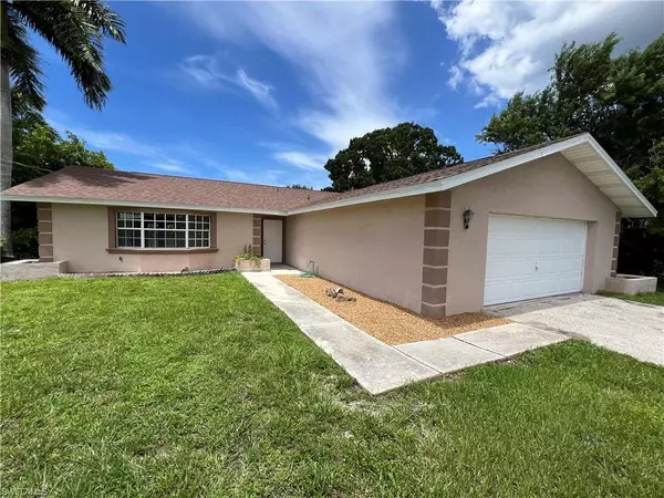 Fort Myers, FL 33908,15700 Candle DR