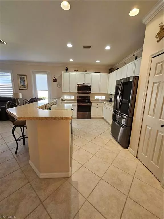 Fort Myers, FL 33913,10518 Avila CIR