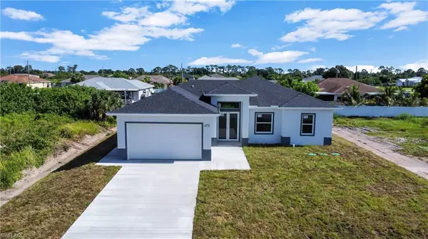 475 Raymer ST, Lehigh Acres, FL 33974