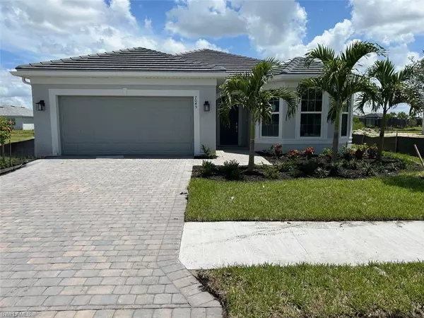 7045 Chapel Creek LN, North Fort Myers, FL 33917