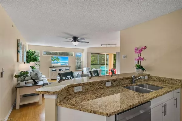 Bonita Springs, FL 34135,8870 Colonnades CT W #338