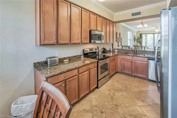 Naples, FL 34113,9715 Acqua CT #111