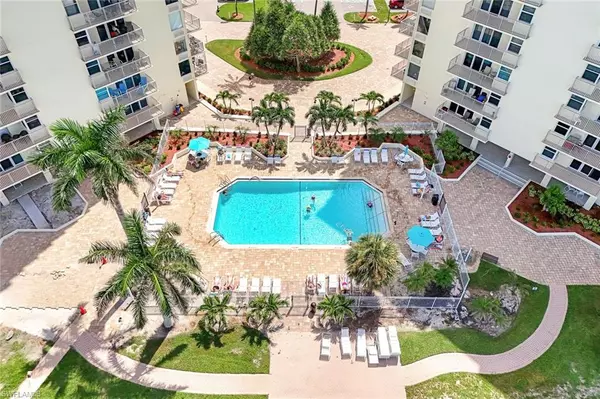 Fort Myers Beach, FL 33931,7300 Estero BLVD #108