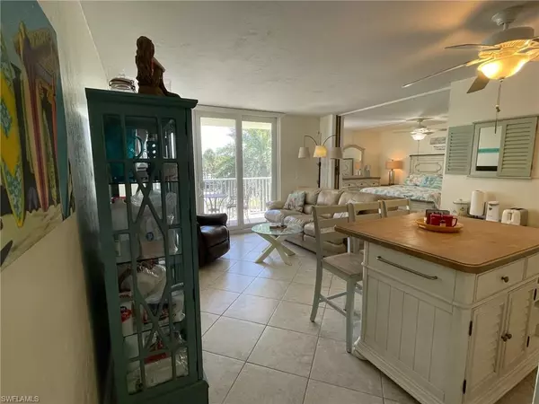 Fort Myers Beach, FL 33931,7300 Estero BLVD #108