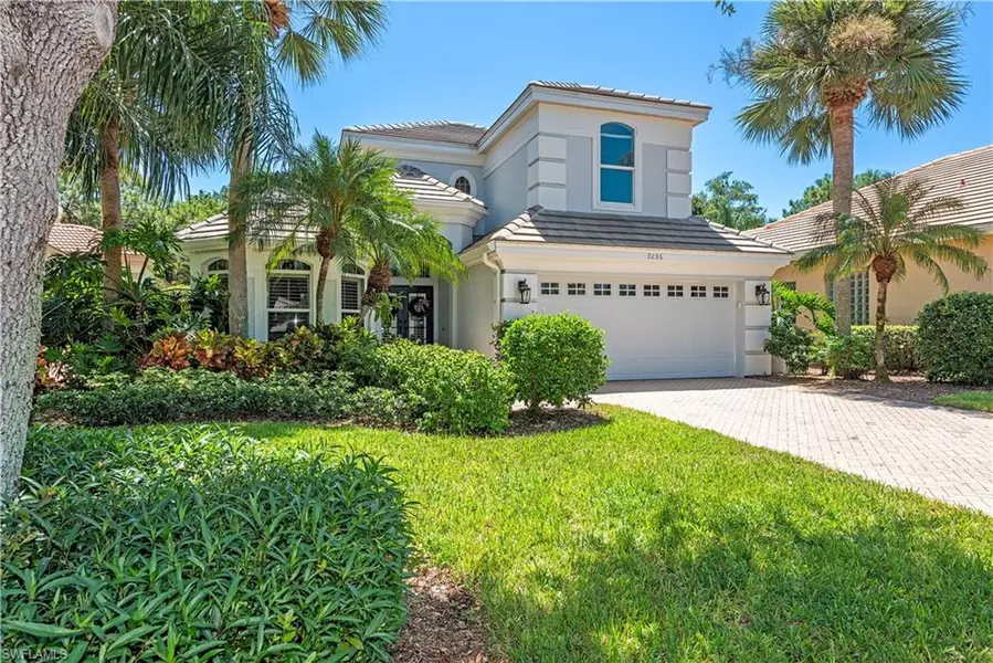 9296 Troon Lakes DR, Naples, FL 34109