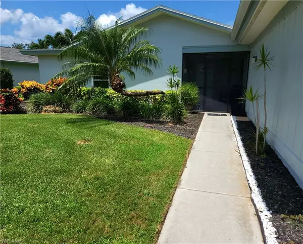 Naples, FL 34112,3351 Boca Ciega DR #D10