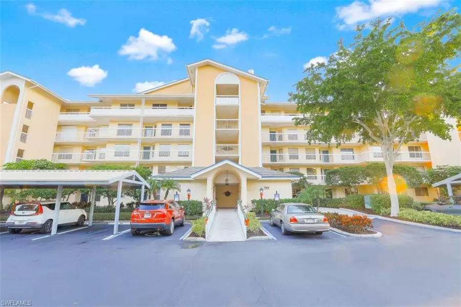 360 Horse Creek DR #502, Naples, FL 34110