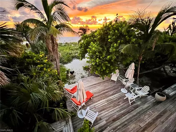 Upper Captiva, FL 33924,560 Gulf LN