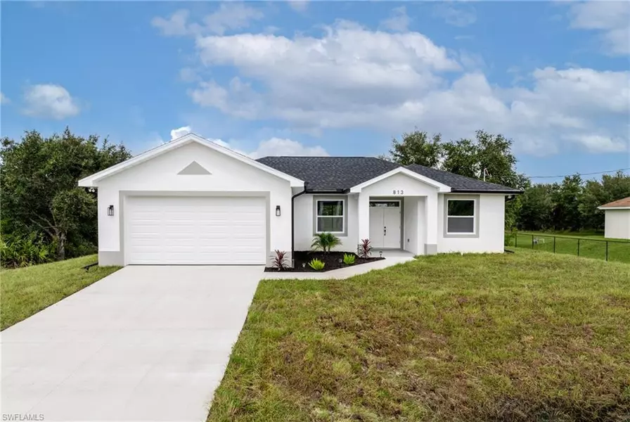 813 Hibiscus AVE, Lehigh Acres, FL 33972