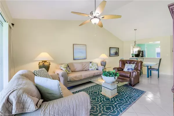 Naples, FL 34116,1343 Churchill CIR #H202