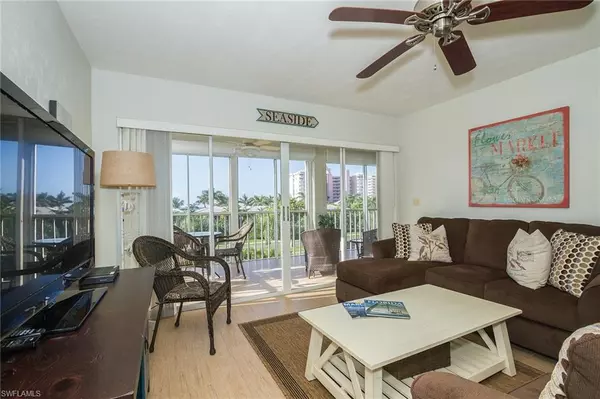 Marco Island, FL 34145,980 Huron CT #302