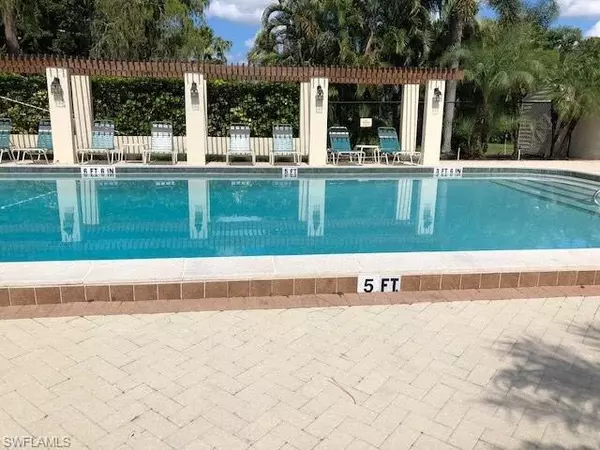 Naples, FL 34112,1045 Pine Isle LN #1045