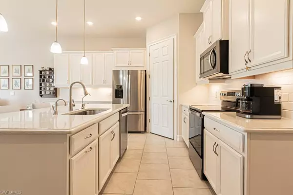 Alva, FL 33920,15016 Great Laurel CT