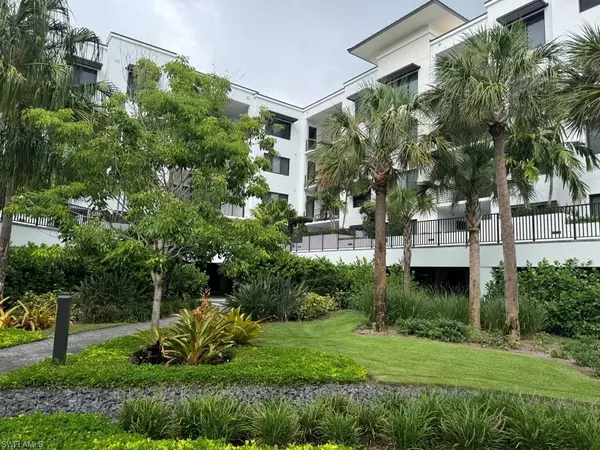 1111 Central AVE #401, Naples, FL 34102