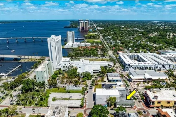 Fort Myers, FL 33901,2401 First ST #300