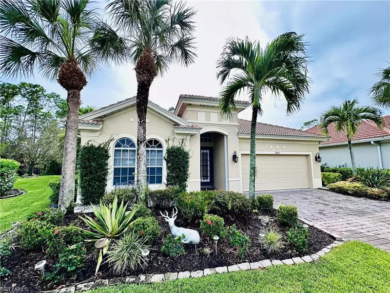 16152 Parque LN, Naples, FL 34110