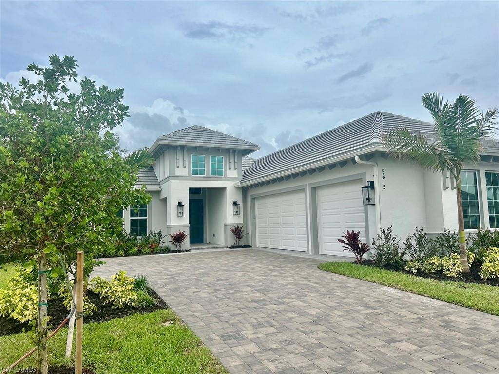 9612 Moonflower LN, Naples, FL 34114