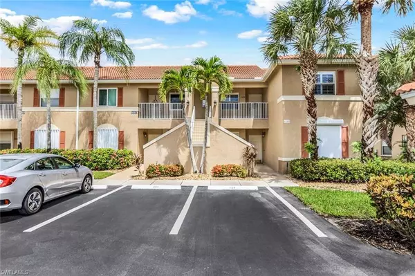 Naples, FL 34119,6660 Huntington Lakes CIR #204